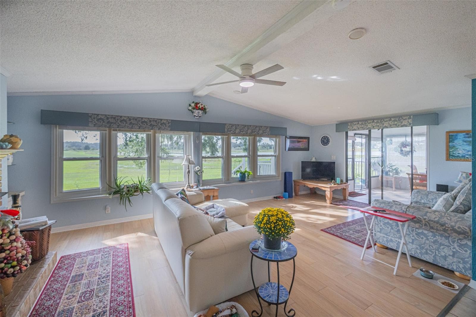 Living Room - 25007 BELLEVUE, LEESBURG