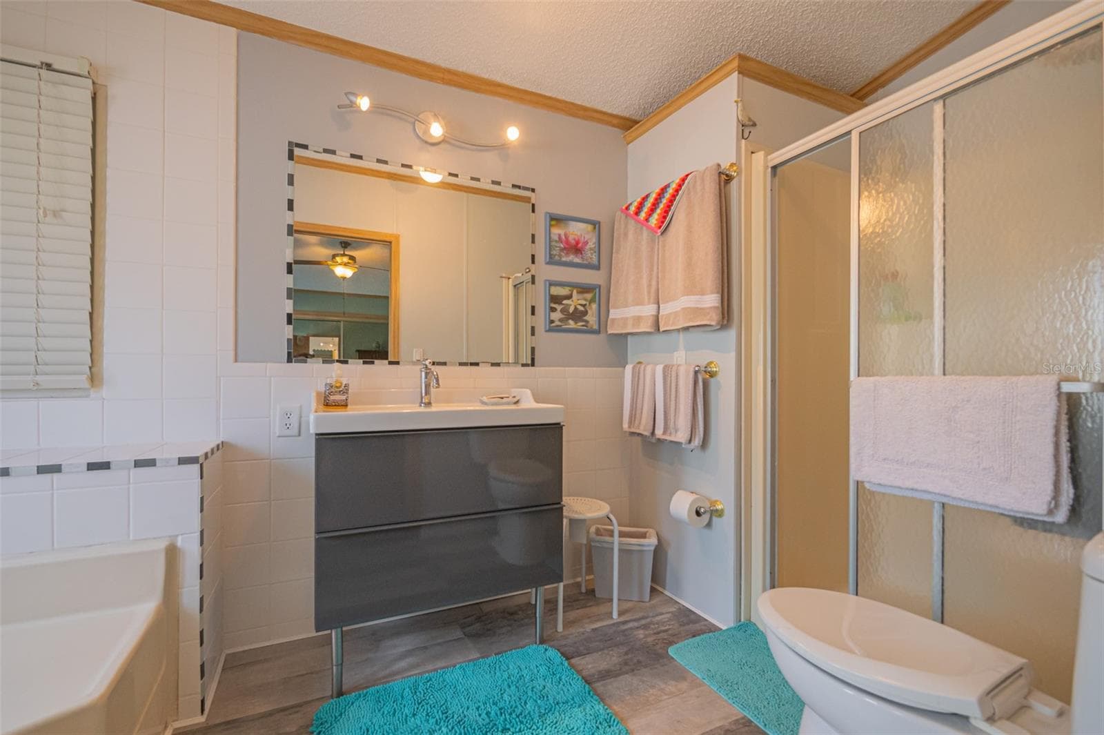 Primary bathroom - 25007 BELLEVUE, LEESBURG