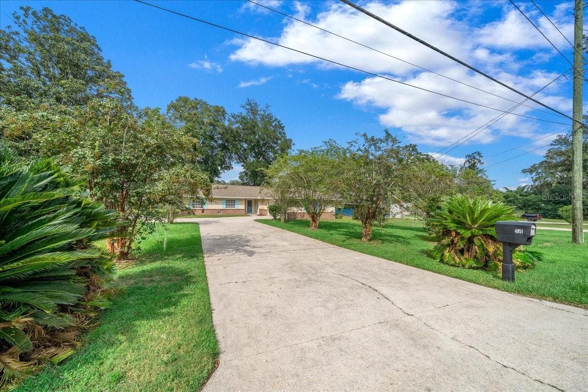 Single Family Residence at 4851 NE 7TH ST, OCALA, photo 2 of 75