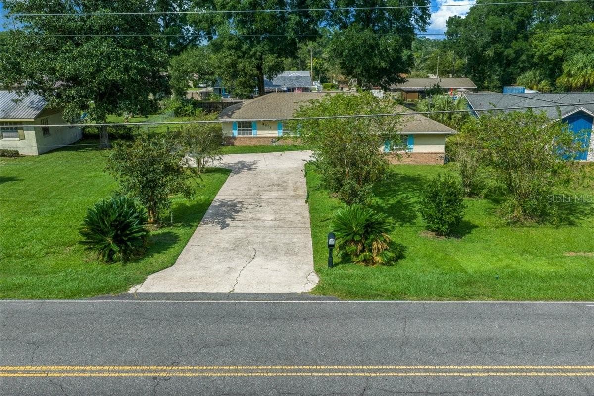 Single Family Residence at 4851 NE 7TH ST, OCALA, photo 3 of 75