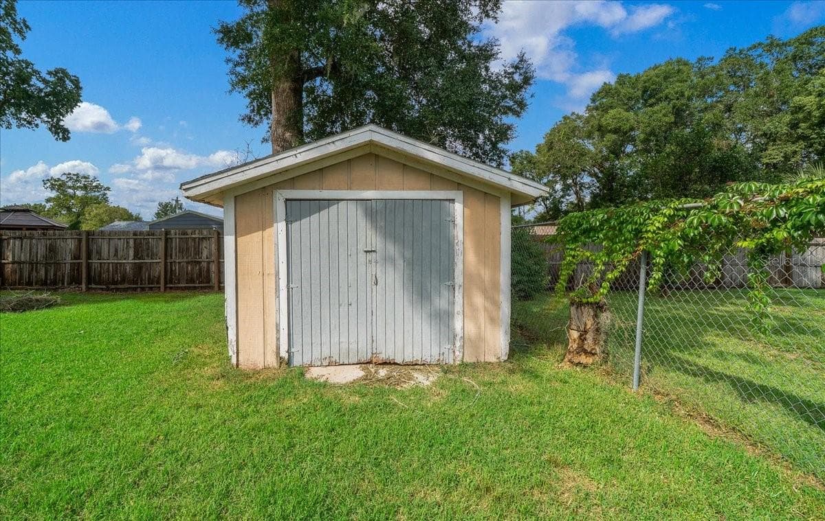 Single Family Residence at 4851 NE 7TH ST, OCALA, photo 31 of 75