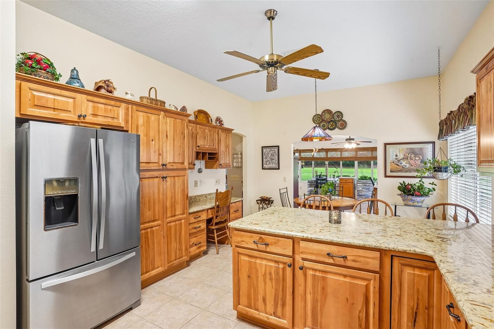 Kitchen - 460 LOMA PASEO DR, THE VILLAGES