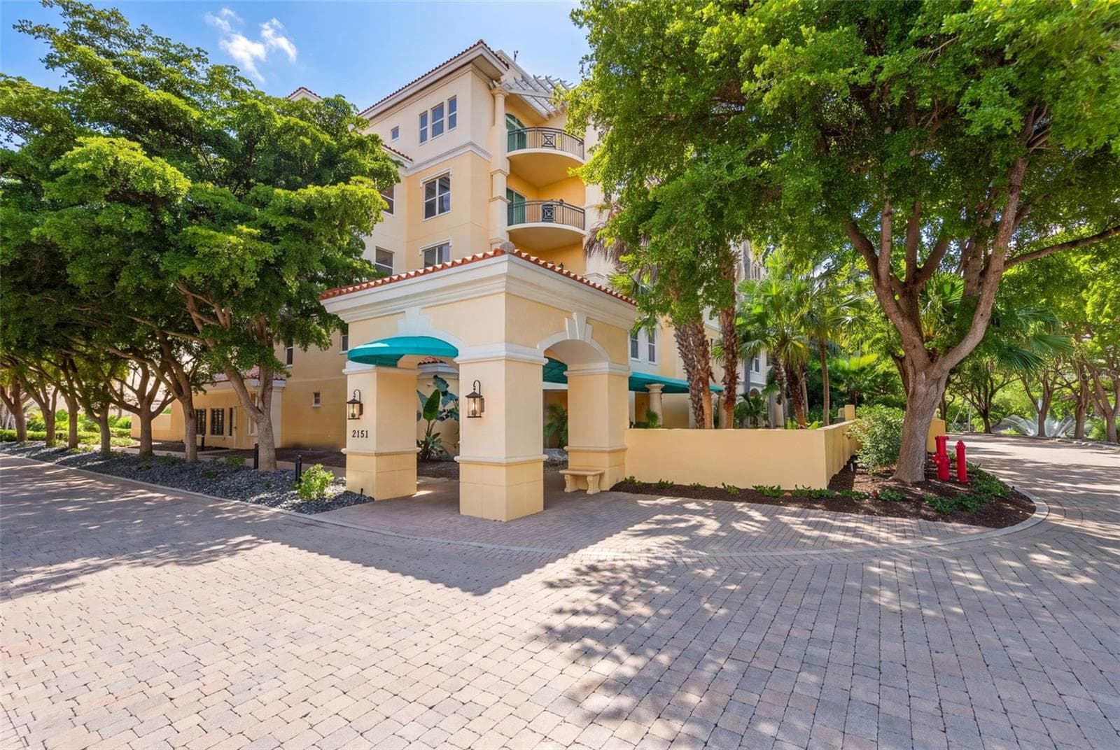 Condominium at 2151 GULF OF MEXICO DR #4, LONGBOAT KEY, photo 3 of 97