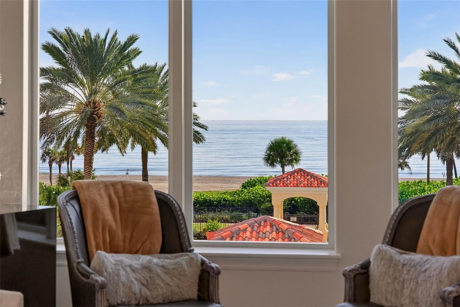 Condominium at 2151 GULF OF MEXICO DR #4, LONGBOAT KEY, photo 17 of 97