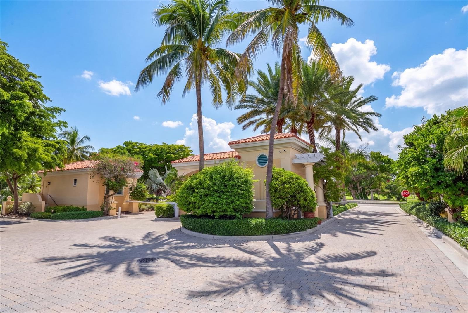 Condominium at 2151 GULF OF MEXICO DR #4, LONGBOAT KEY, photo 26 of 97