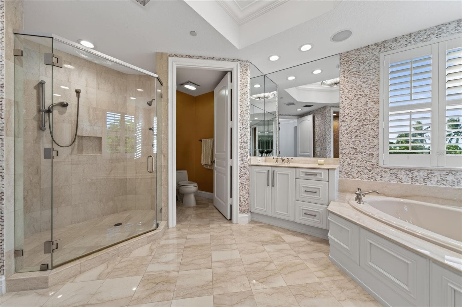 Condominium at 2151 GULF OF MEXICO DR #4, LONGBOAT KEY, photo 49 of 97
