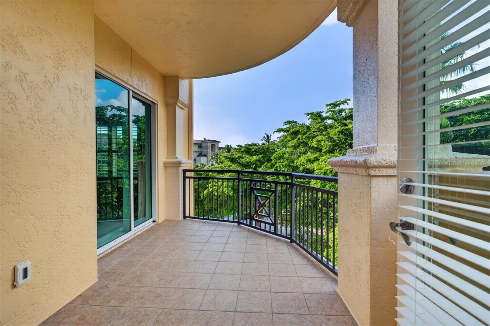 Condominium at 2151 GULF OF MEXICO DR #4, LONGBOAT KEY, photo 63 of 97
