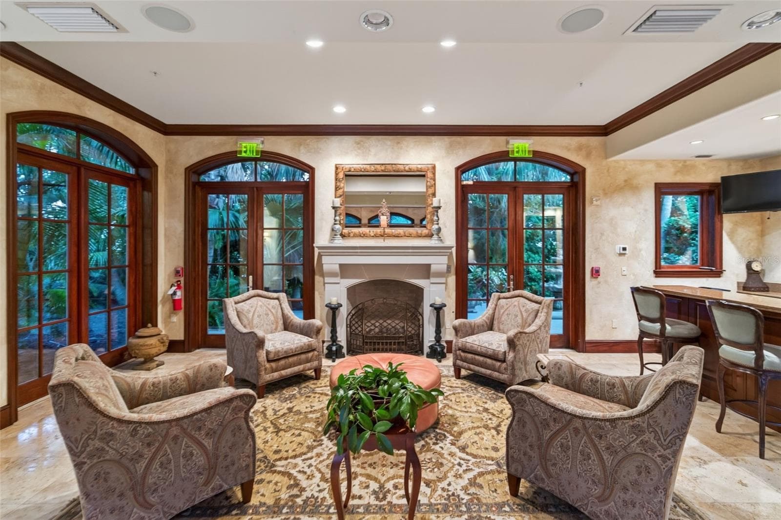Condominium at 2151 GULF OF MEXICO DR #4, LONGBOAT KEY, photo 68 of 97