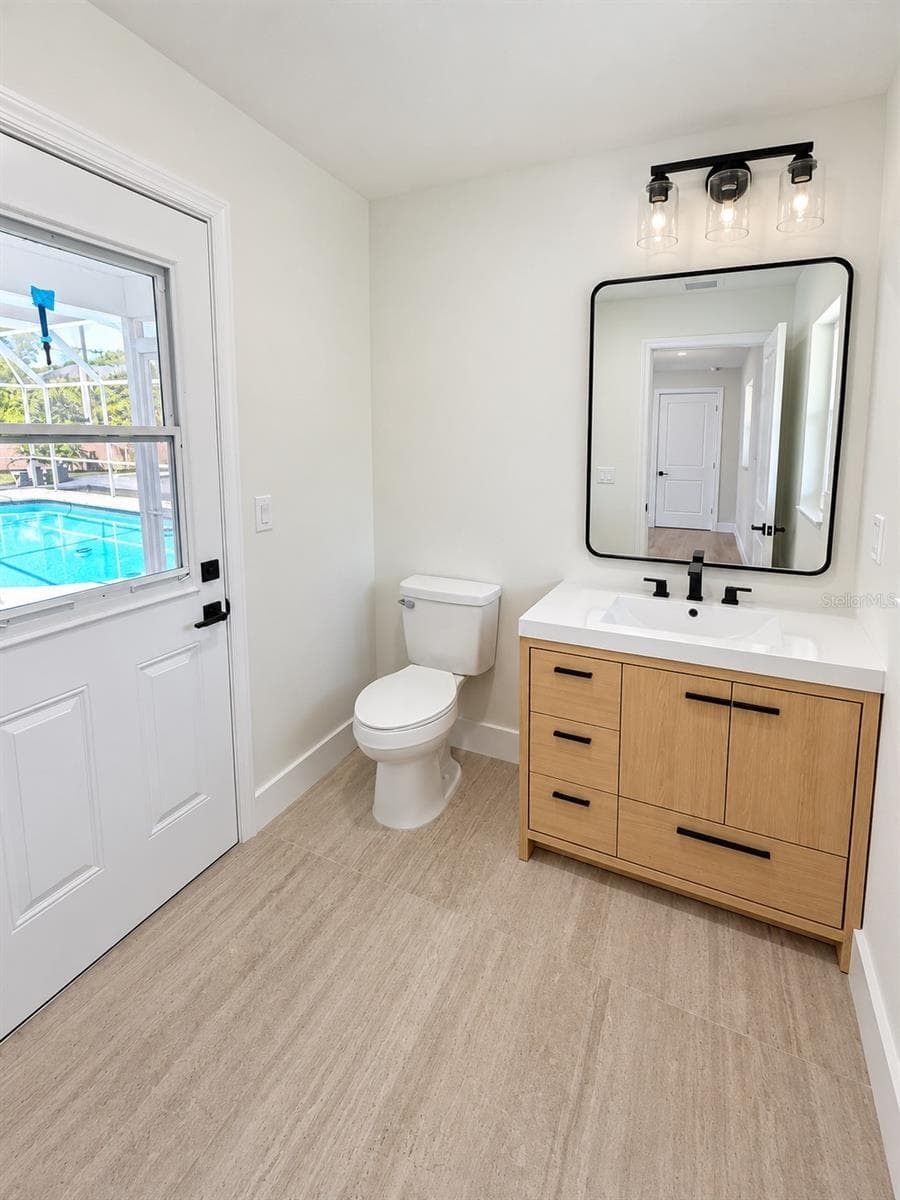 Half bathroom, alternate view - 102 WINDWARD DR, OSPREY