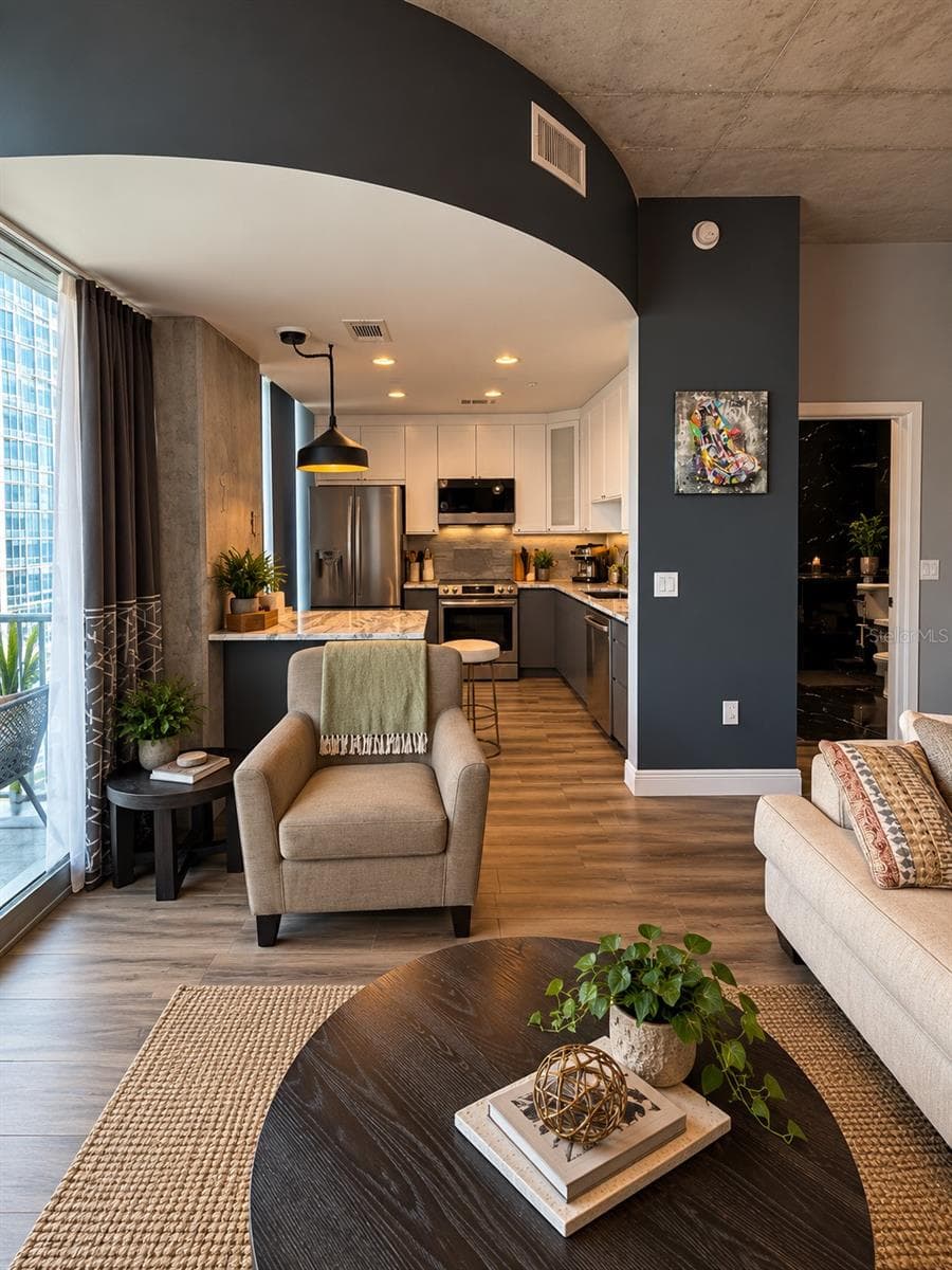 Condominium at 777 N ASHLEY DR #2505, TAMPA, photo 5 of 10