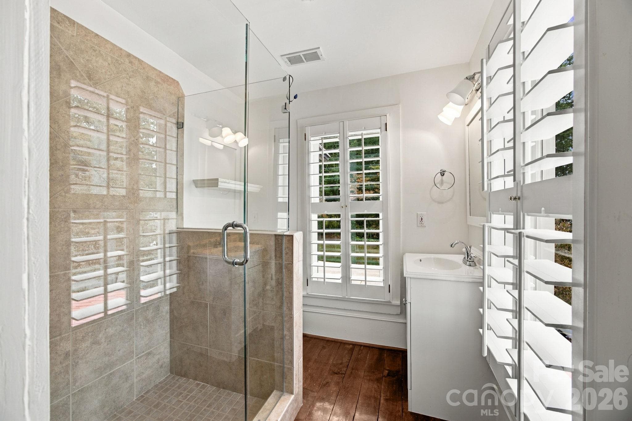Upstairs Full Bath #1 - 4036 Will Proctor Street, Denver