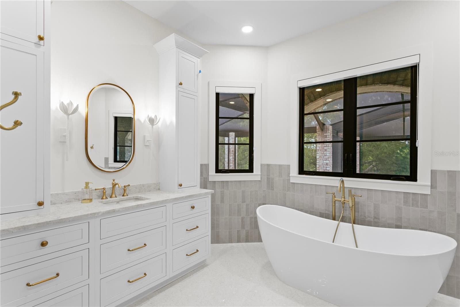 Ensuite Bathroom - 803 GUISANDO DE AVILA, TAMPA