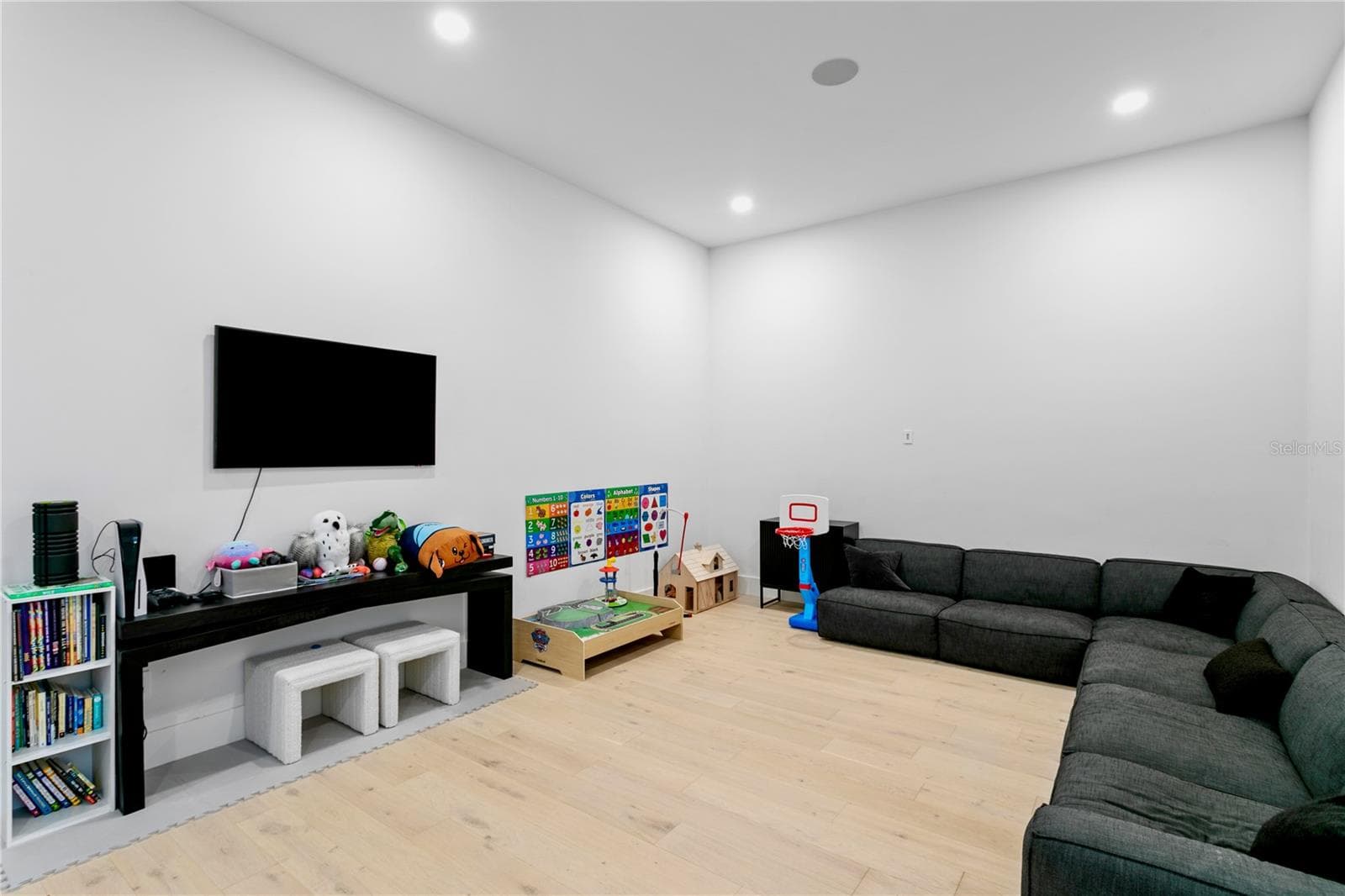Bonus Room - 803 GUISANDO DE AVILA, TAMPA