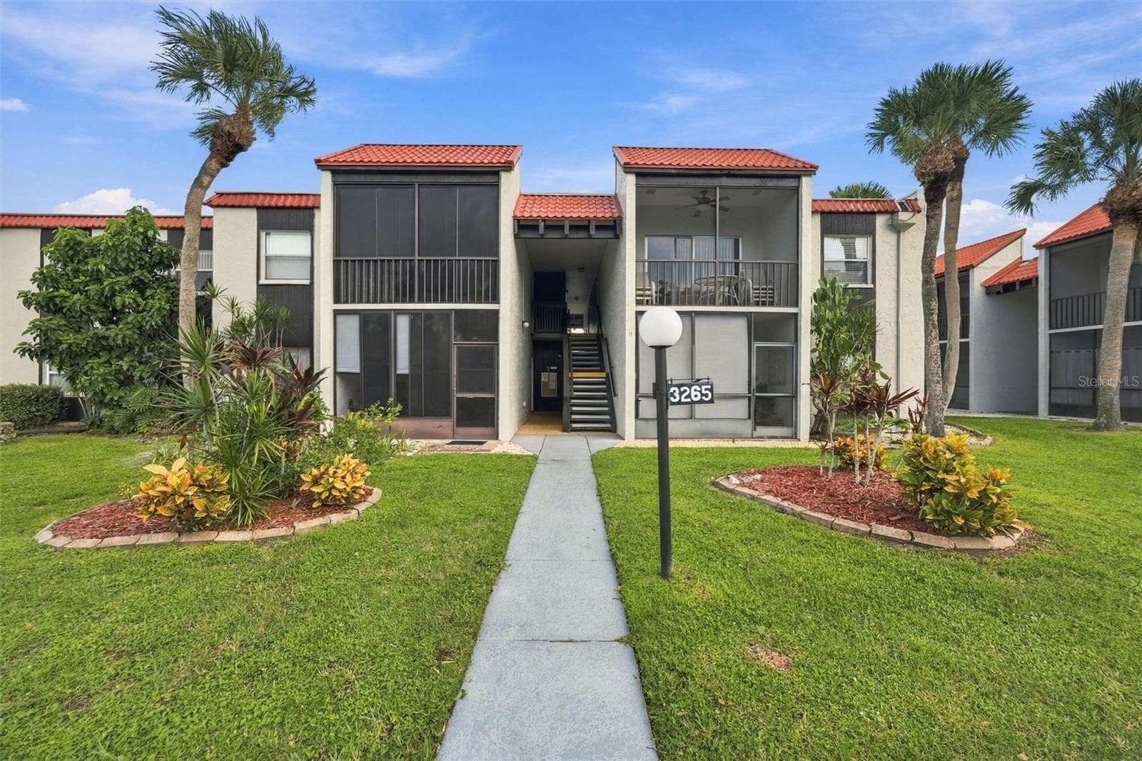 3265 BENEVA RD #104