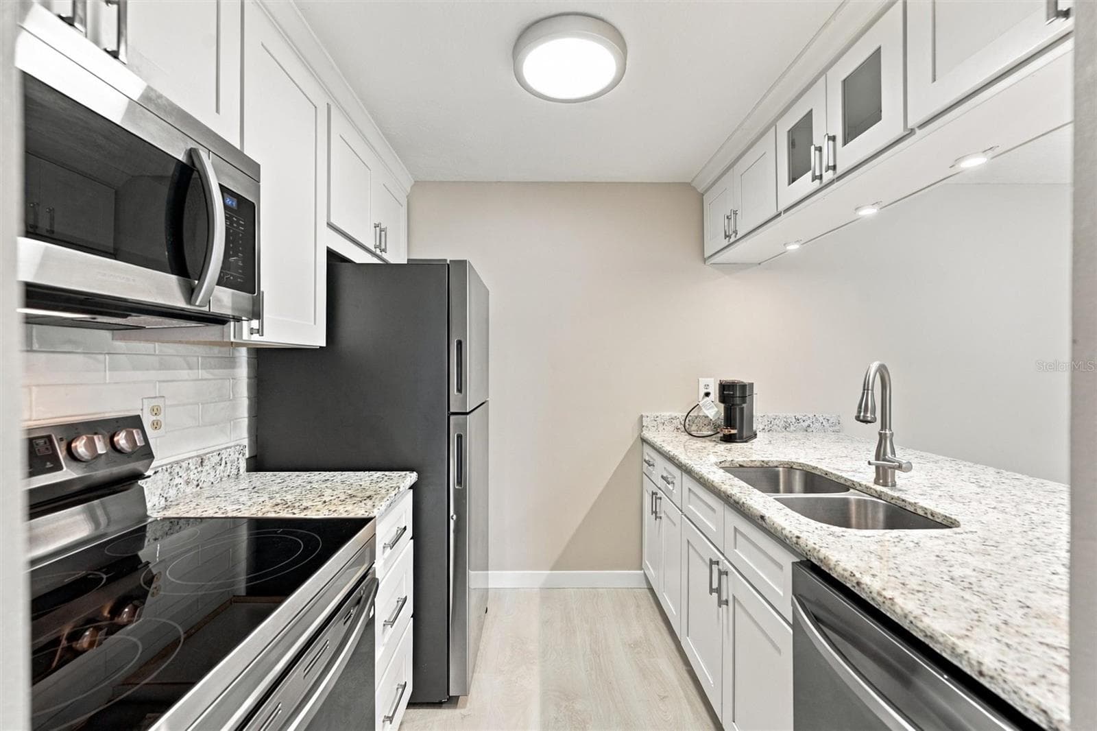 Condominium at 3265 BENEVA RD #104, SARASOTA, photo 11 of 39