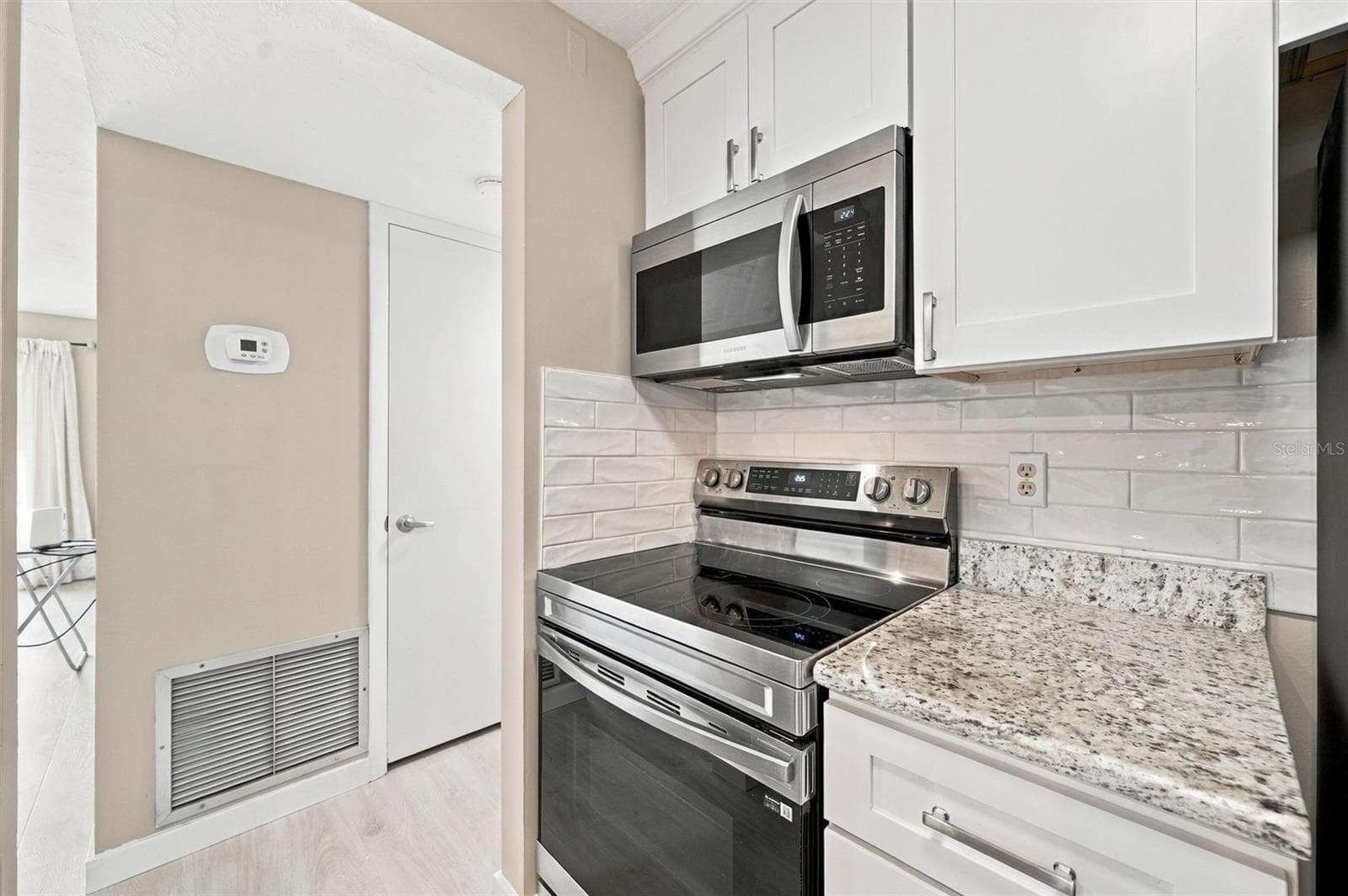 Condominium at 3265 BENEVA RD #104, SARASOTA, photo 15 of 39