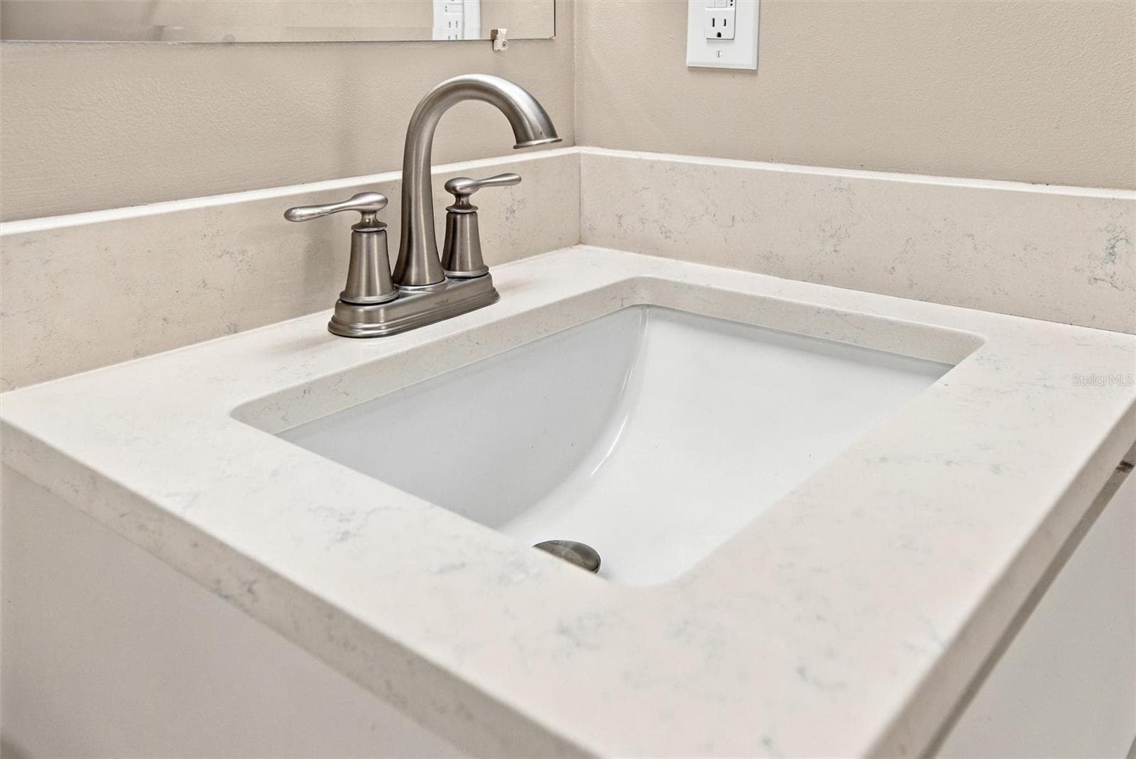 Condominium at 3265 BENEVA RD #104, SARASOTA, photo 18 of 39