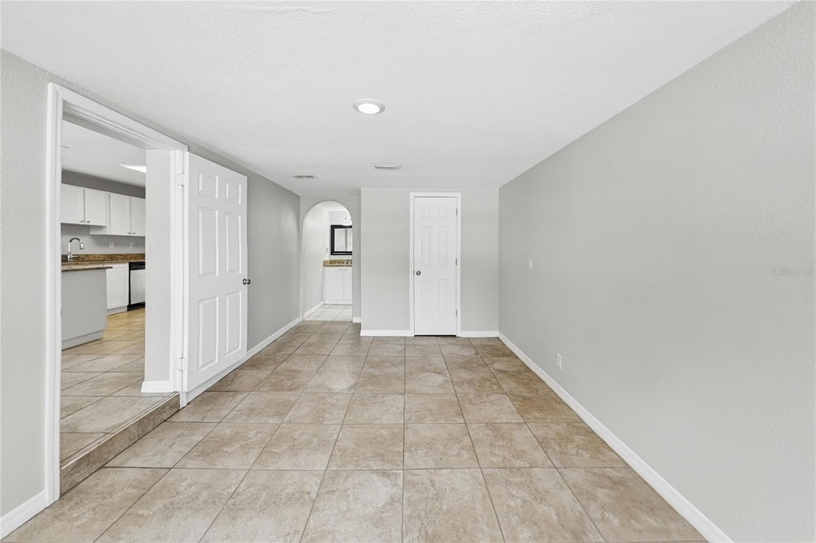 Single Family Residence at 2903 E 97TH AVE, TAMPA, photo 9 of 22