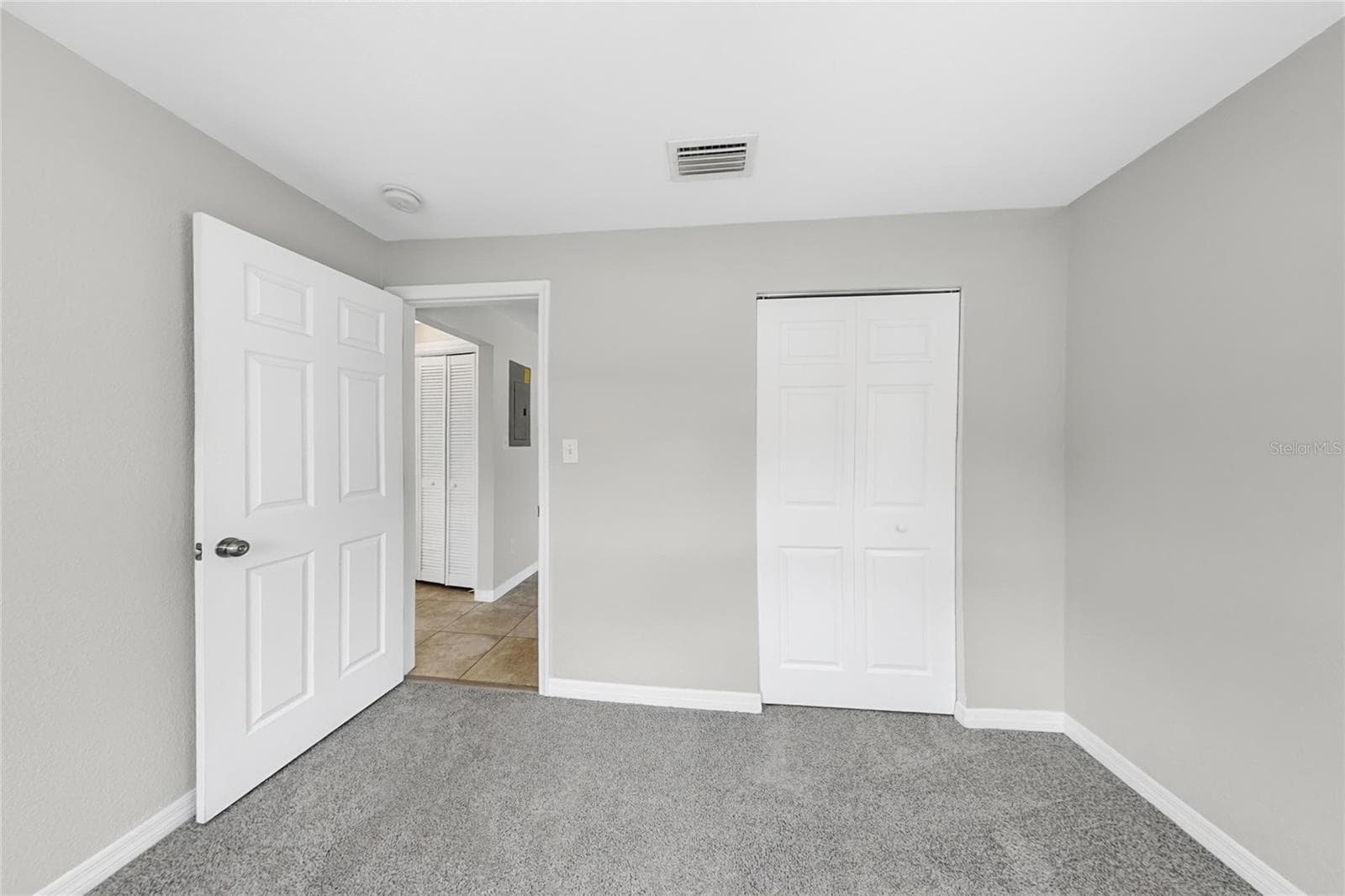 Single Family Residence at 2903 E 97TH AVE, TAMPA, photo 13 of 22