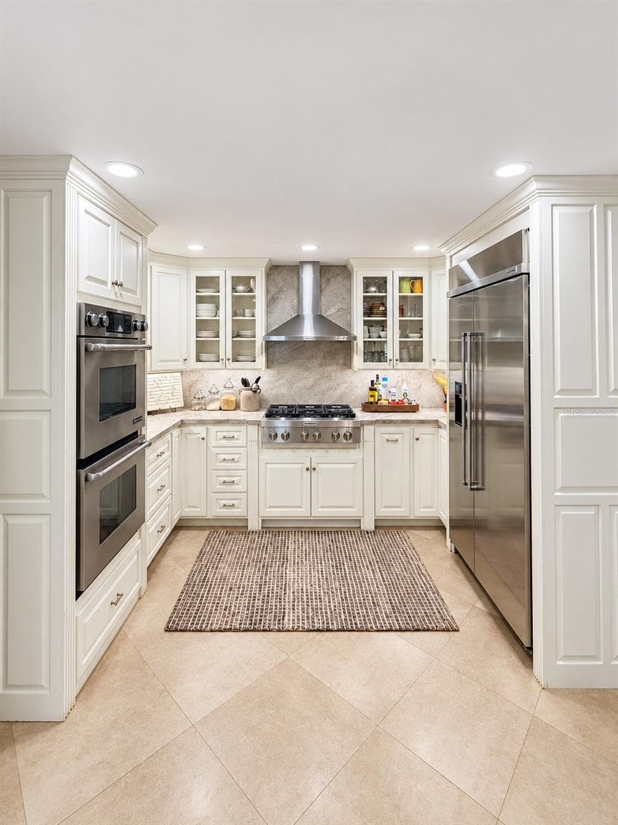 high end appliances - 3800 SW 137TH AVE, MIRAMAR