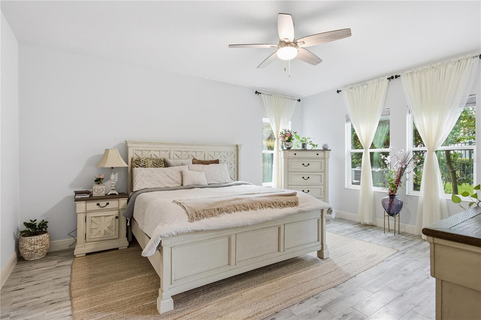 Single Family Residence at 16485 COURTYARD LOOP, LAND O LAKES, photo 24 of 87