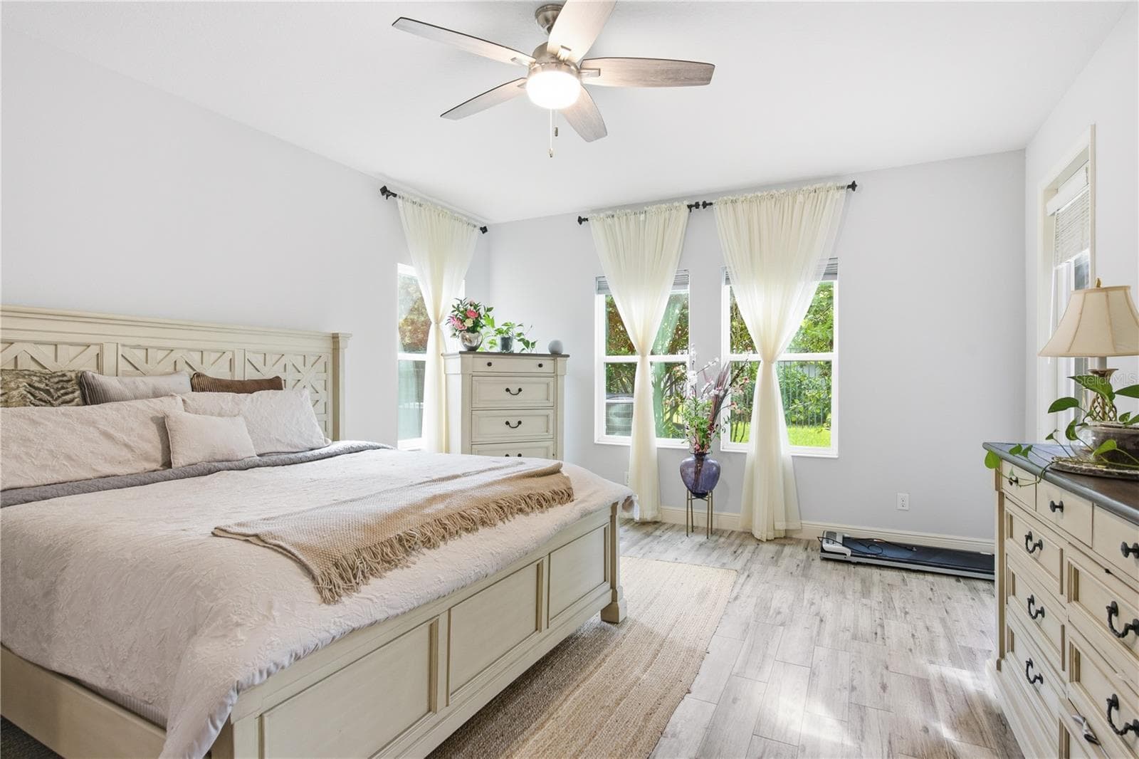 Single Family Residence at 16485 COURTYARD LOOP, LAND O LAKES, photo 25 of 87