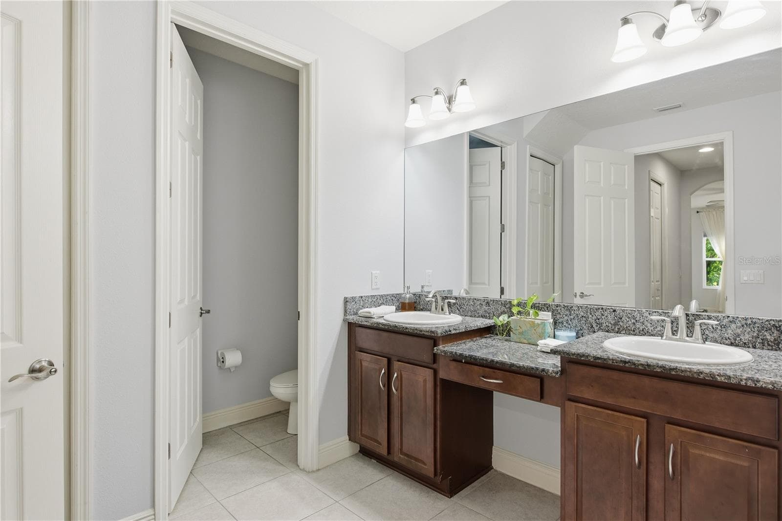 Single Family Residence at 16485 COURTYARD LOOP, LAND O LAKES, photo 29 of 87