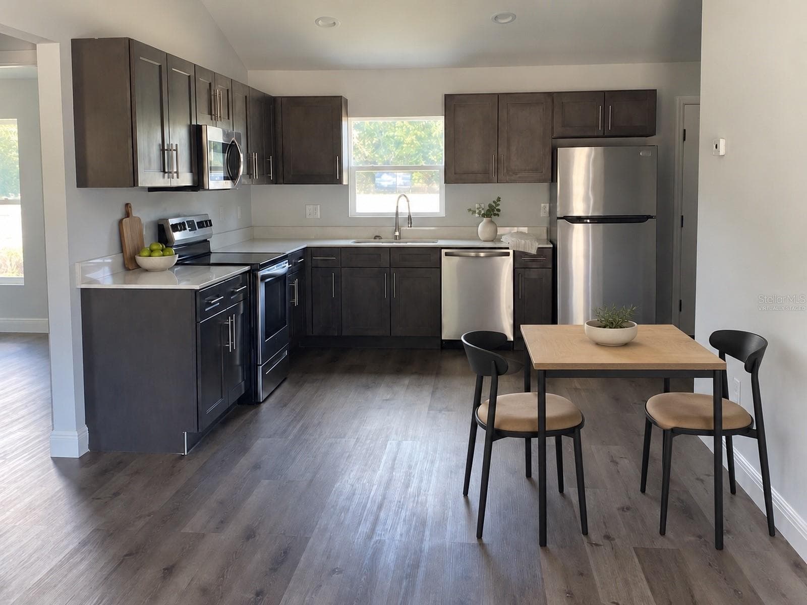 Virtually staged - 623 NW 60TH AVE, OCALA