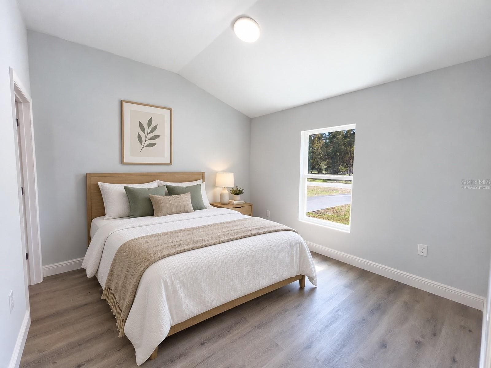 Virtually staged - 623 NW 60TH AVE, OCALA