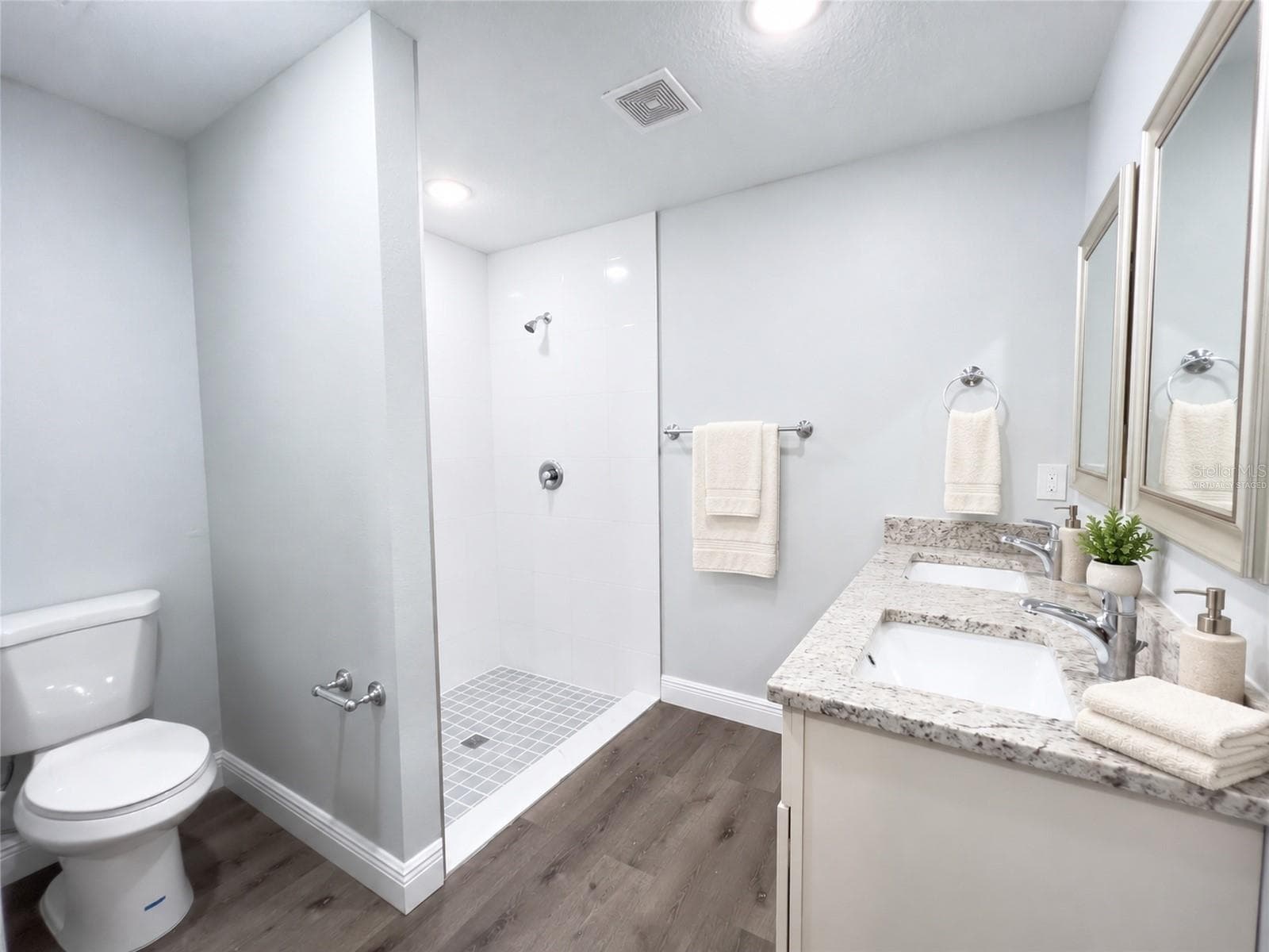 Virtually staged - 13401 SW 47TH TER, OCALA