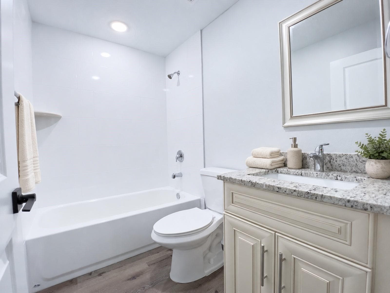 Virtually staged - 13401 SW 47TH TER, OCALA