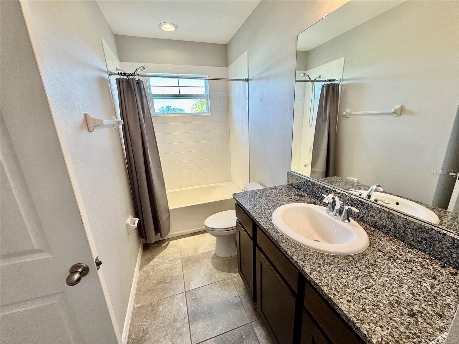 Jack n Jill bathroom - 8696 ICE WINE ST, SARASOTA