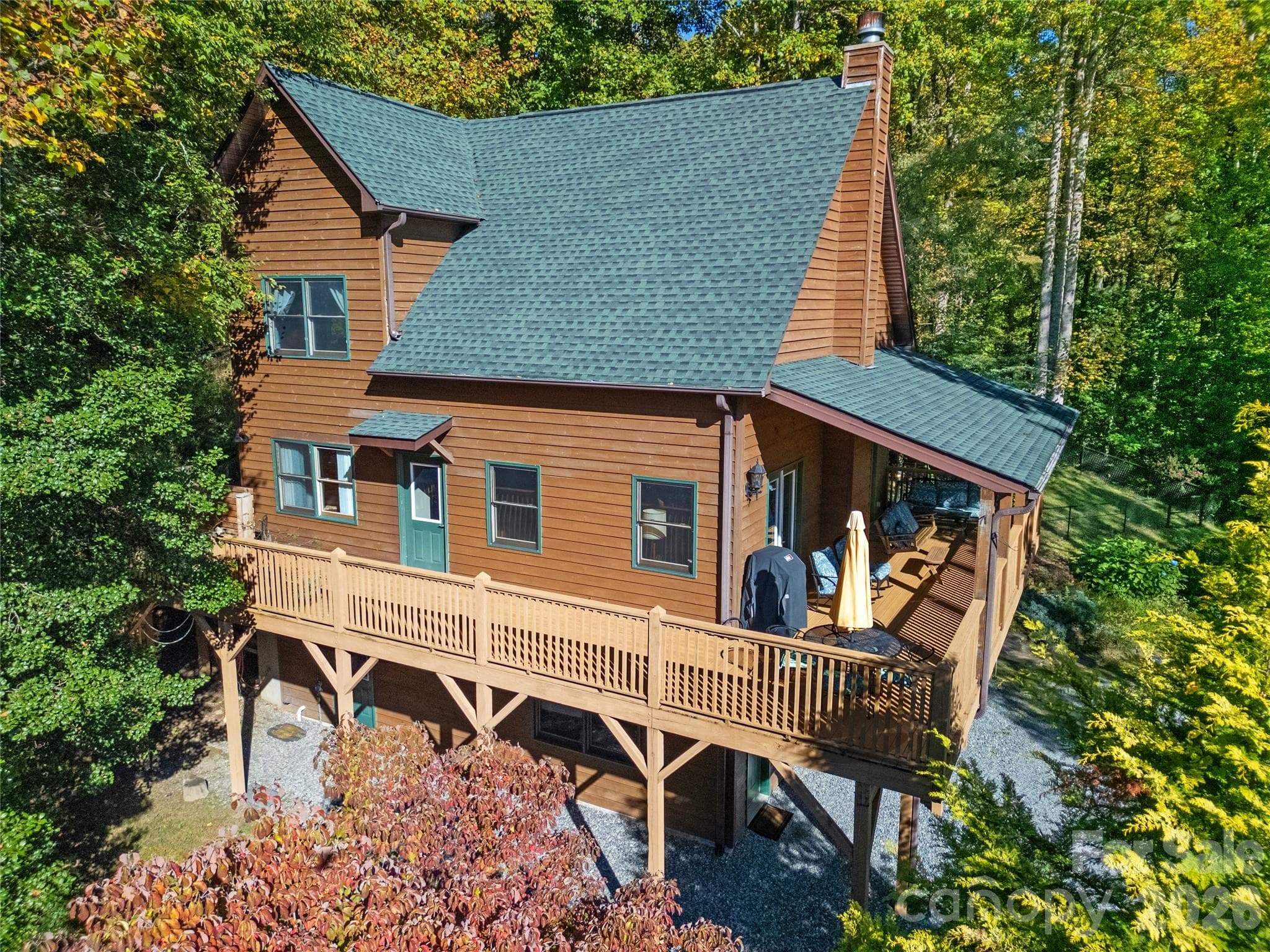 Single Family Residence at 373 Lynn Crest Drive, Brevard, photo 2 of 48