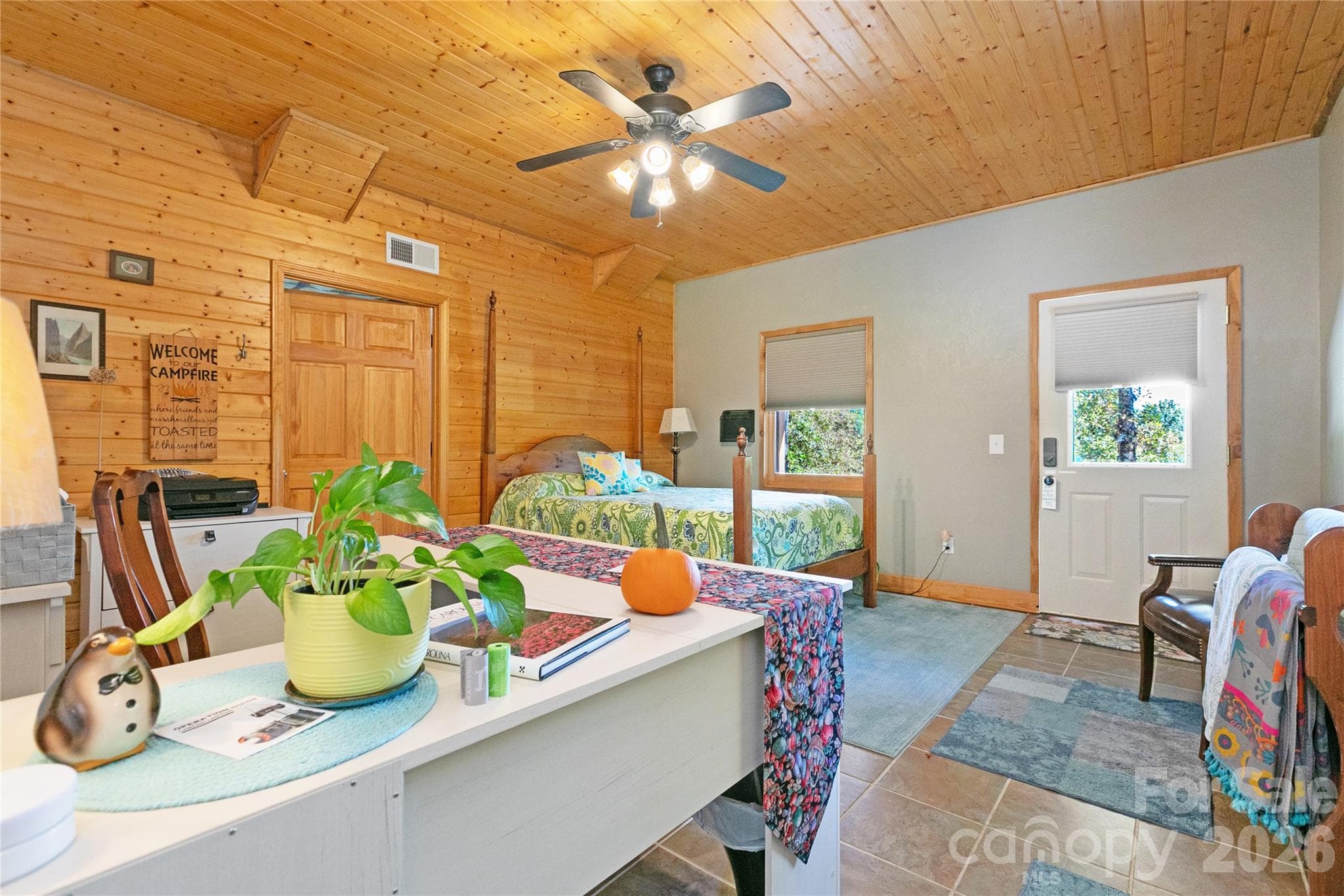 Single Family Residence at 373 Lynn Crest Drive, Brevard, photo 35 of 48