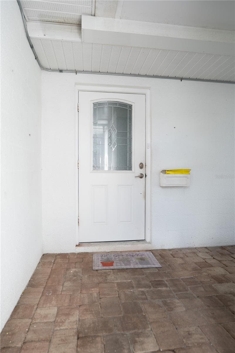 Condominium at 506 CAMEO DR, LAKELAND, photo 8 of 37