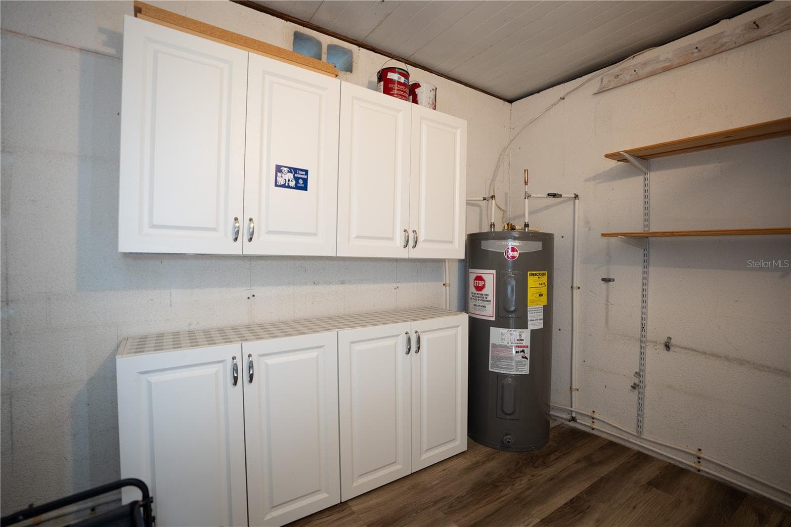 Utility and laundry room - 506 CAMEO DR, LAKELAND