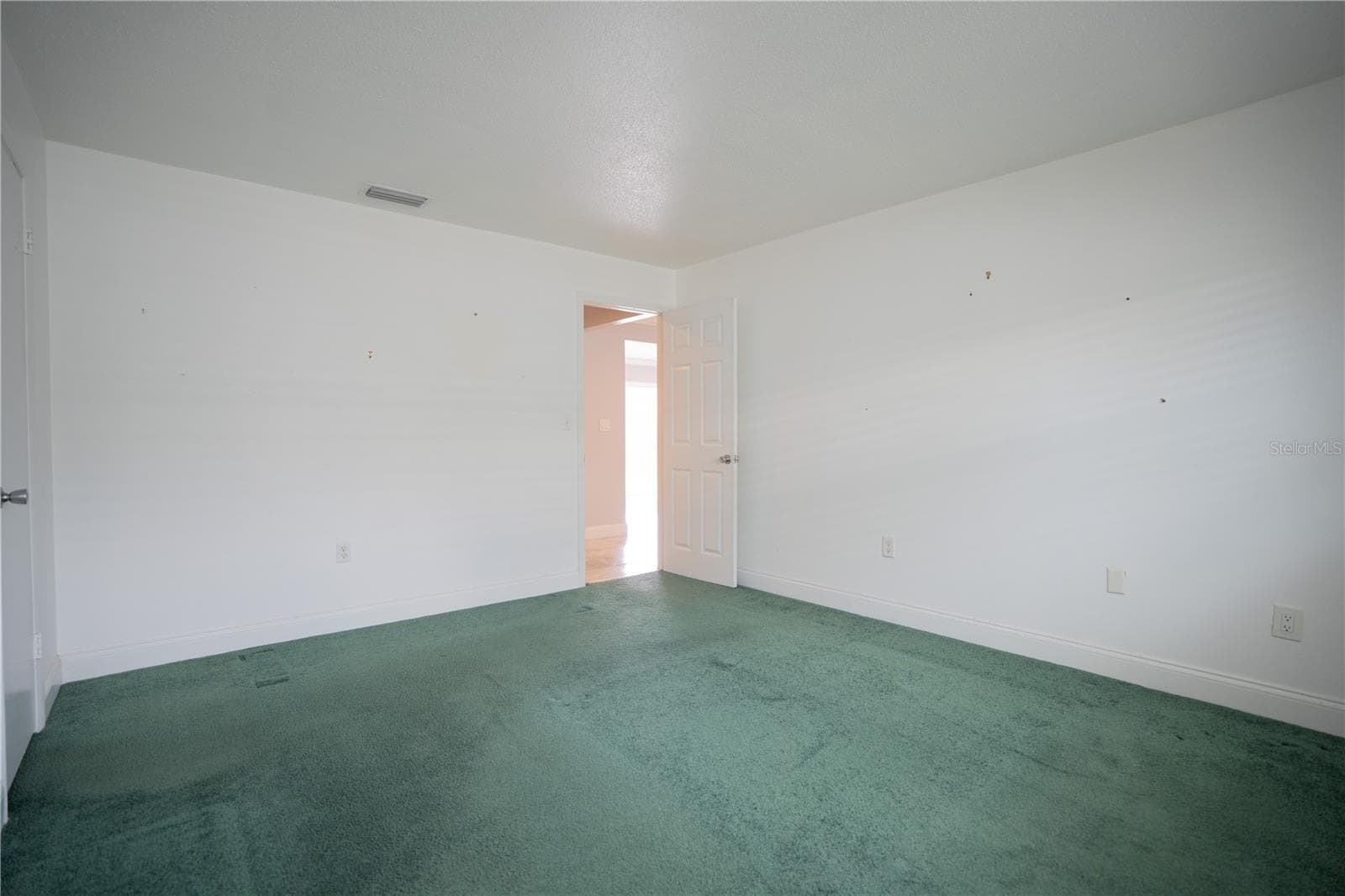 Condominium at 506 CAMEO DR, LAKELAND, photo 22 of 37