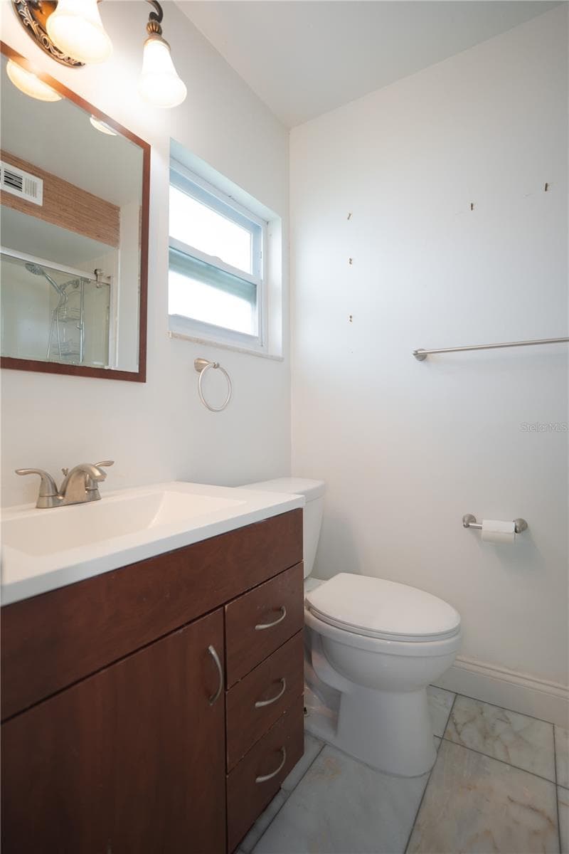 Condominium at 506 CAMEO DR, LAKELAND, photo 24 of 37