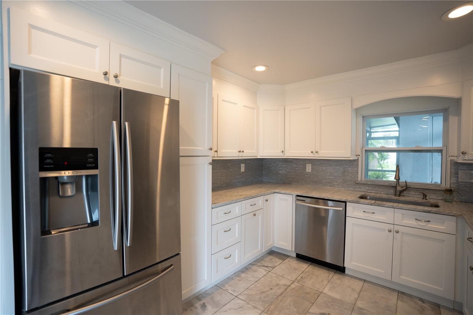 Condominium at 506 CAMEO DR, LAKELAND, photo 37 of 37