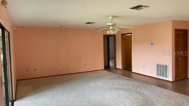 Single Family Residence at 505 VILLAGE OAK DR, TARPON SPRINGS, photo 5 of 11