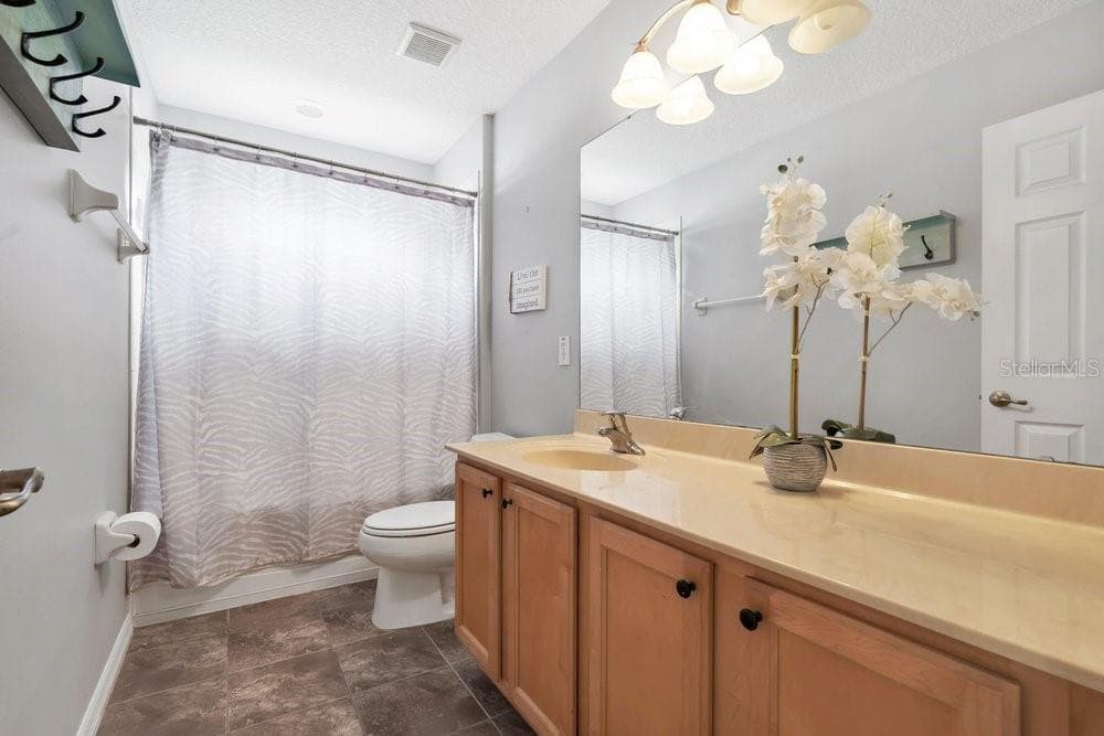 Single Family Residence at 8840 ABBEY LEAF LN, ORLANDO, photo 19 of 63
