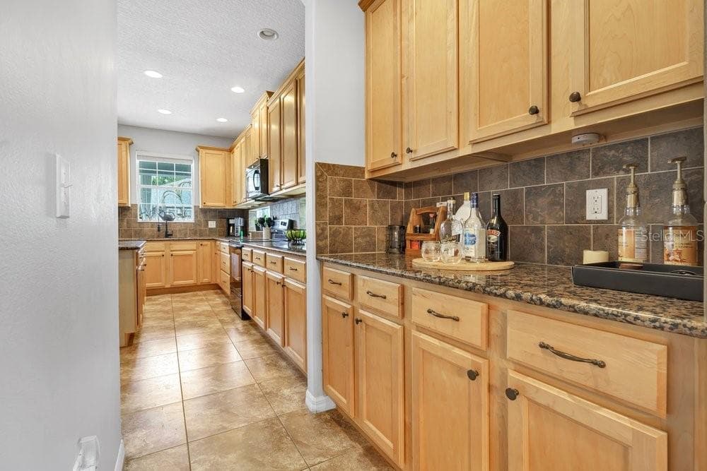 Single Family Residence at 8840 ABBEY LEAF LN, ORLANDO, photo 24 of 63