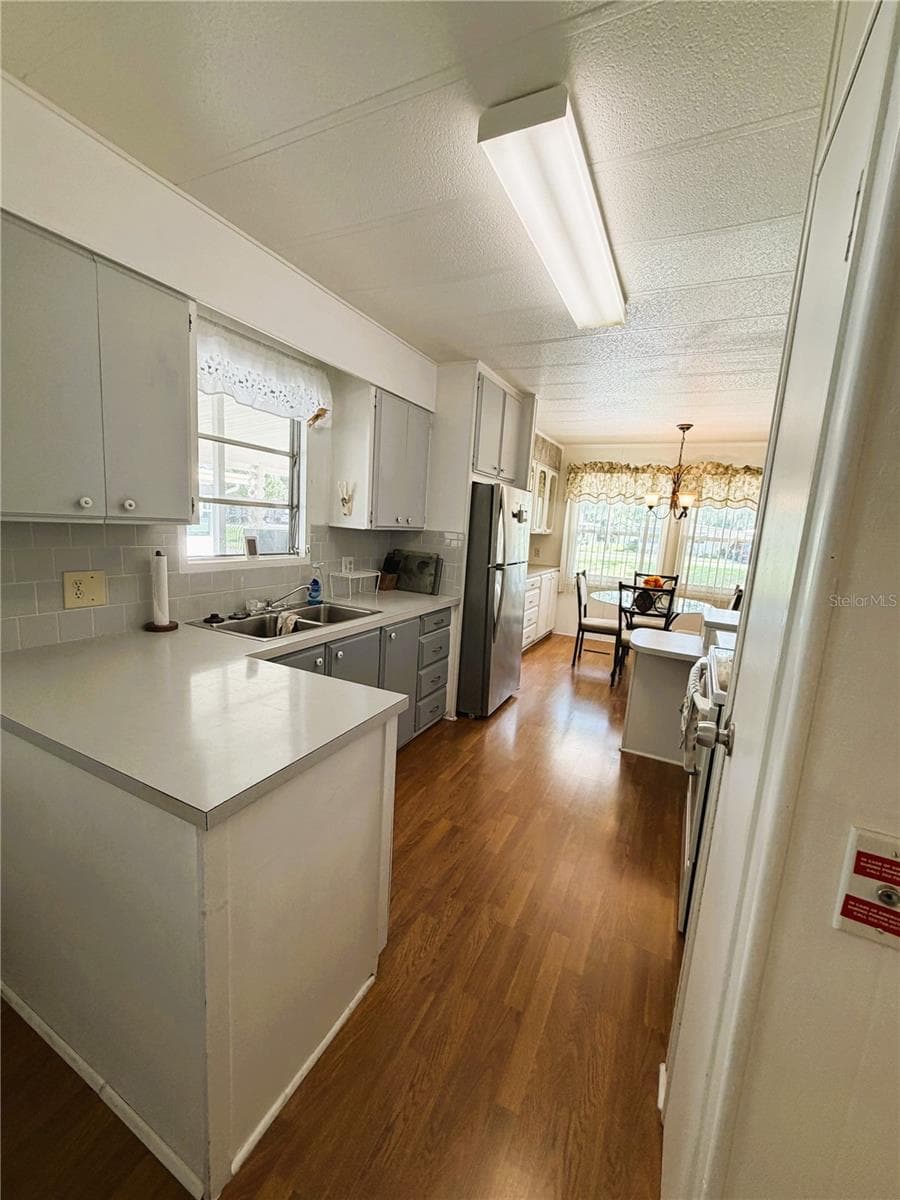 Mobile Home at 351 HAWTHORNE BLVD, LEESBURG, photo 8 of 35