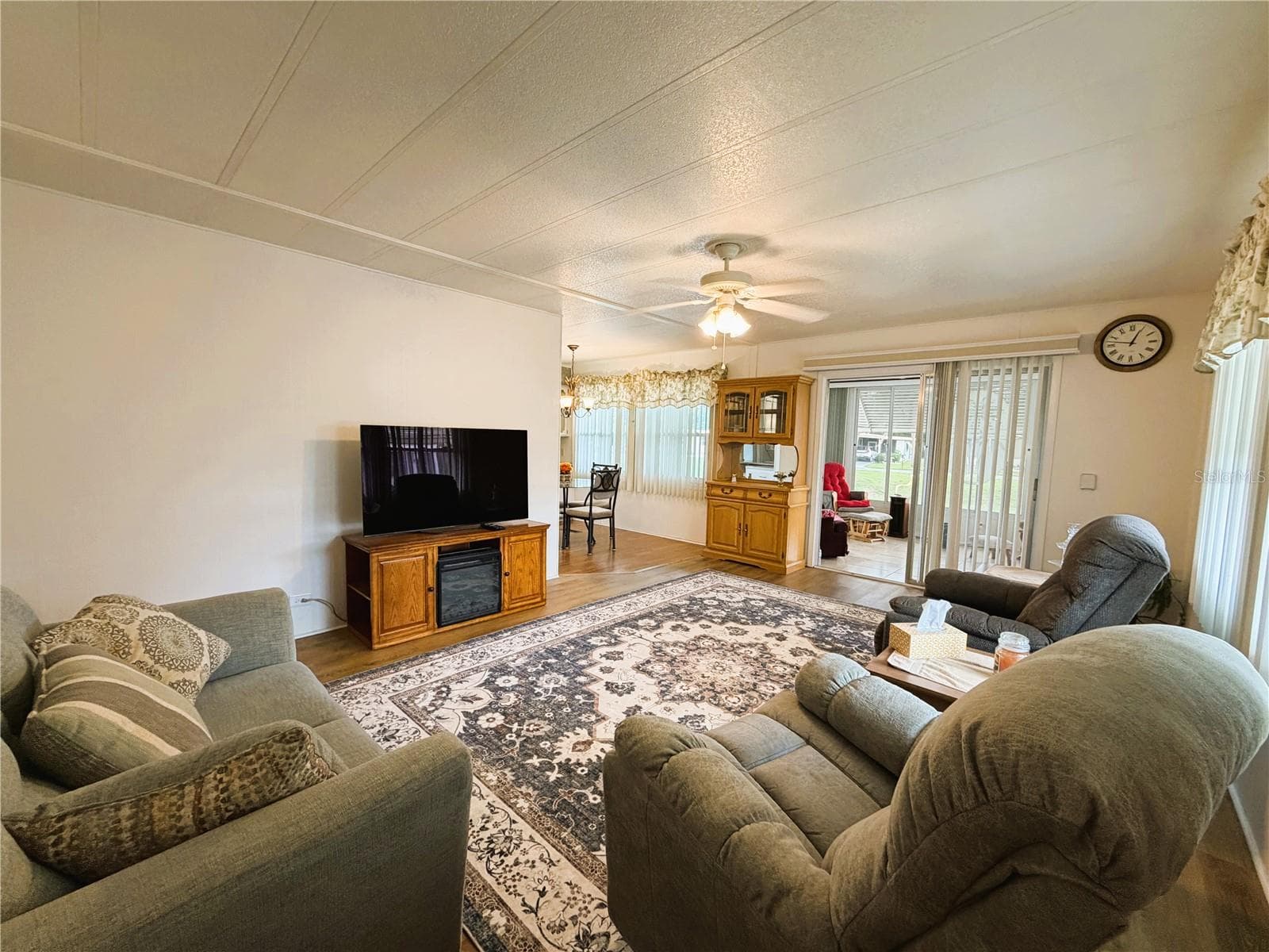 Mobile Home at 351 HAWTHORNE BLVD, LEESBURG, photo 16 of 35
