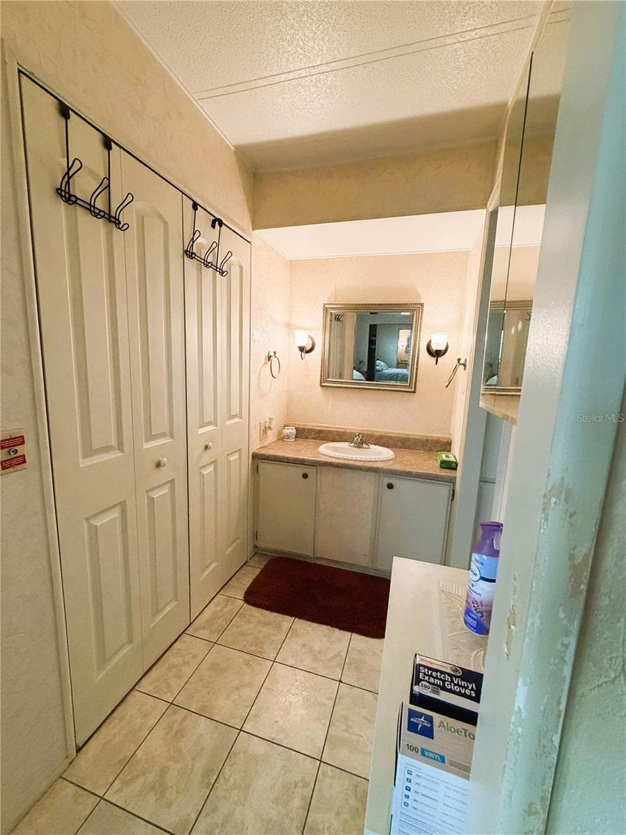 Mobile Home at 351 HAWTHORNE BLVD, LEESBURG, photo 22 of 35