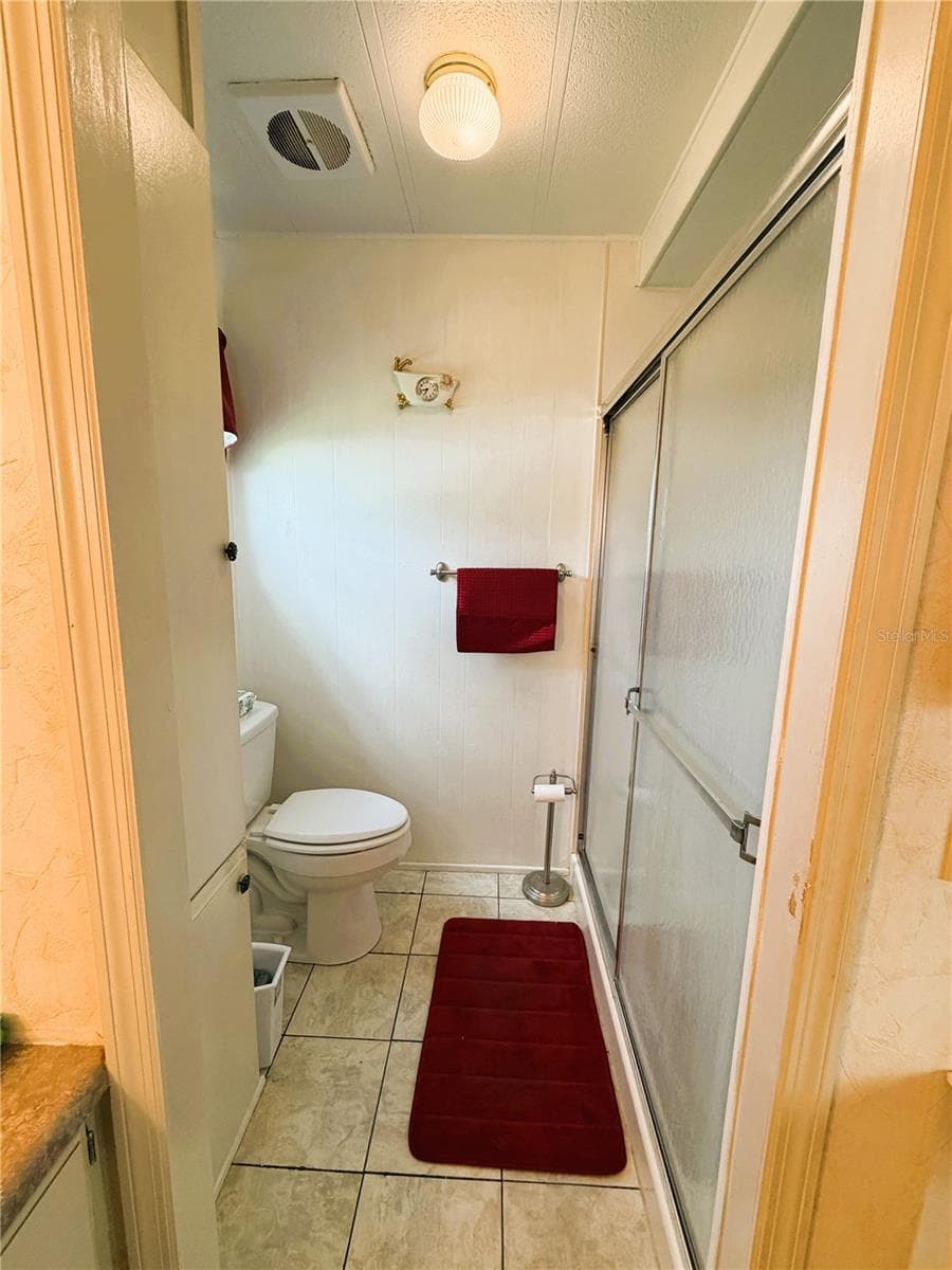 Mobile Home at 351 HAWTHORNE BLVD, LEESBURG, photo 24 of 35