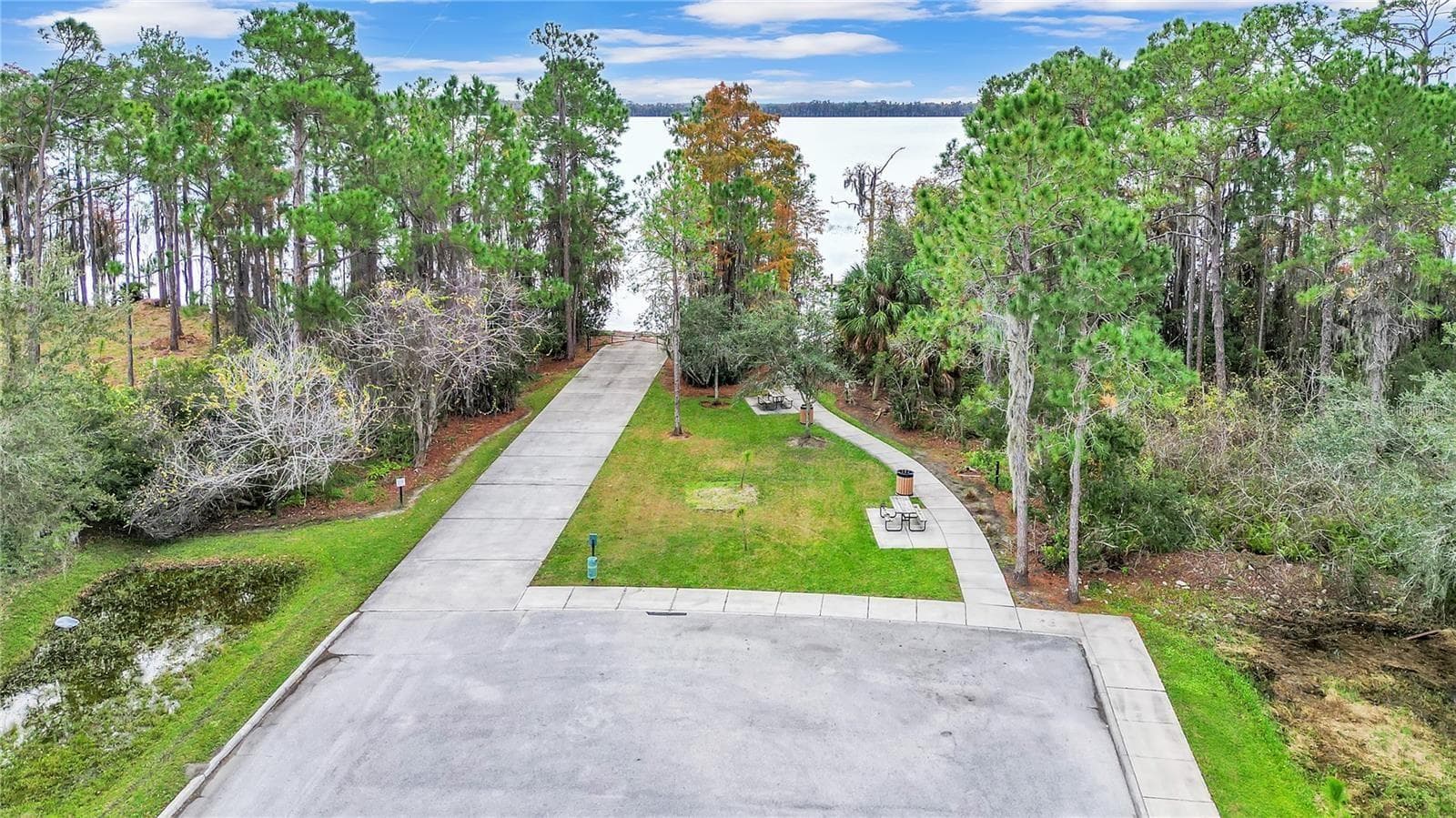 Single Family Residence at 8840 ABBEY LEAF LN, ORLANDO, photo 40 of 63
