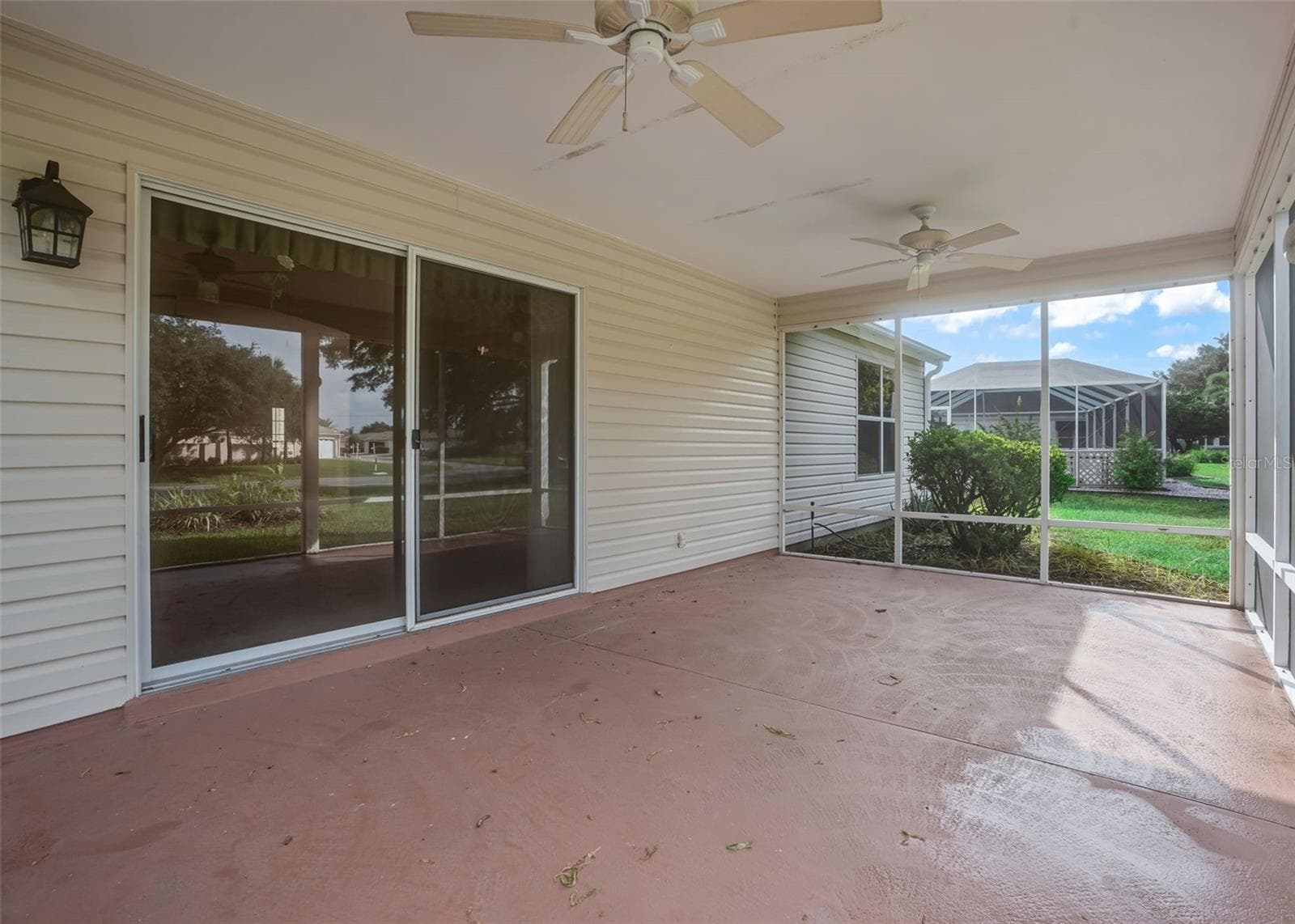 Screened Lanai - 930 RAMOS DR, THE VILLAGES