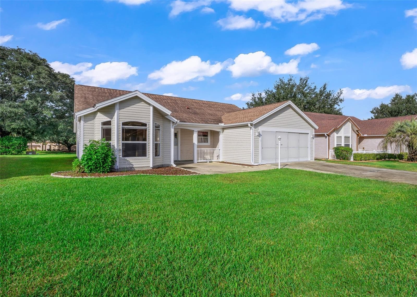 Single Family Residence at 930 RAMOS DR, THE VILLAGES, photo 31 of 41