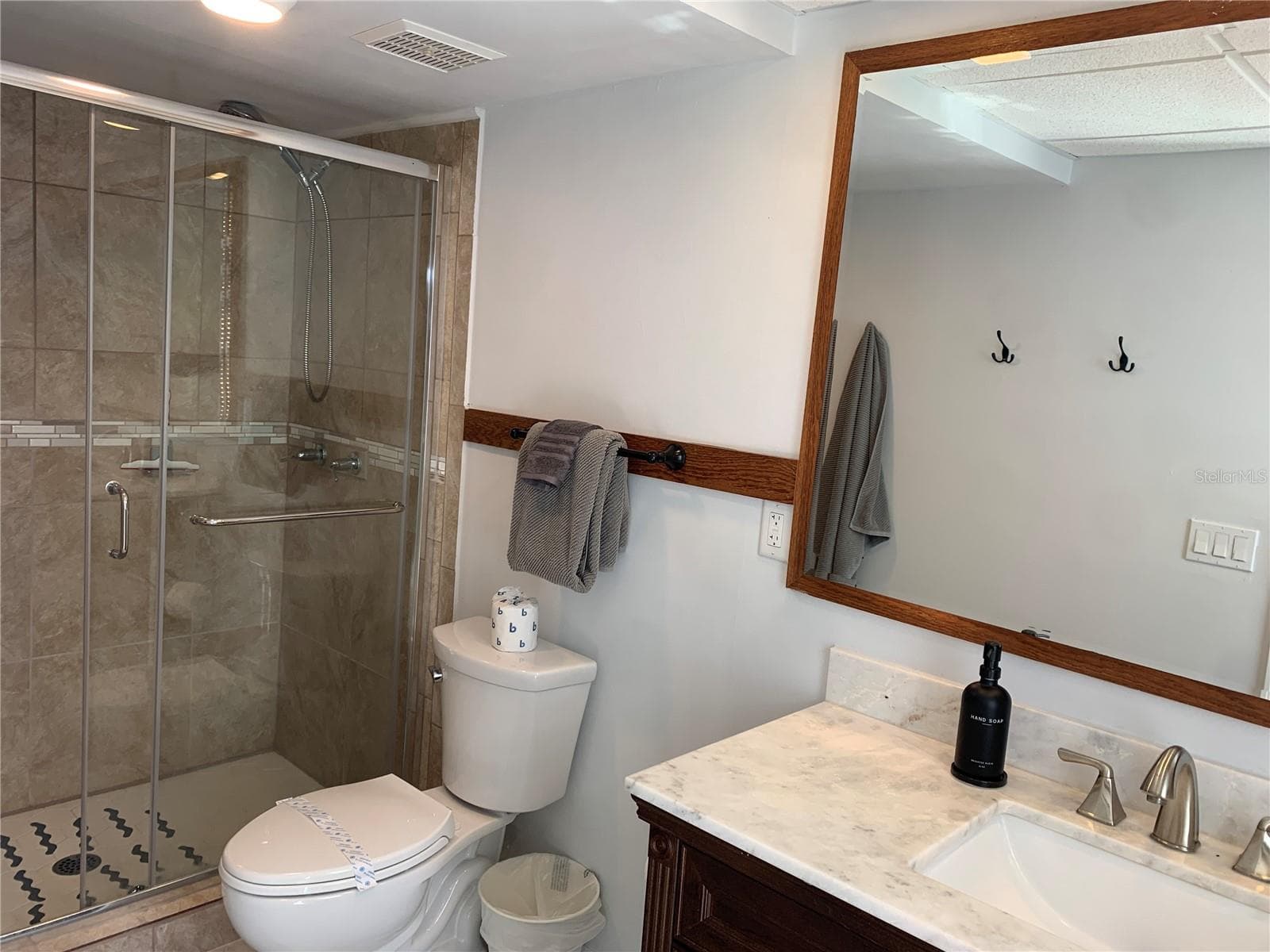 Primary Bathroom - 6281 HALABRIN RD, HAINES CITY